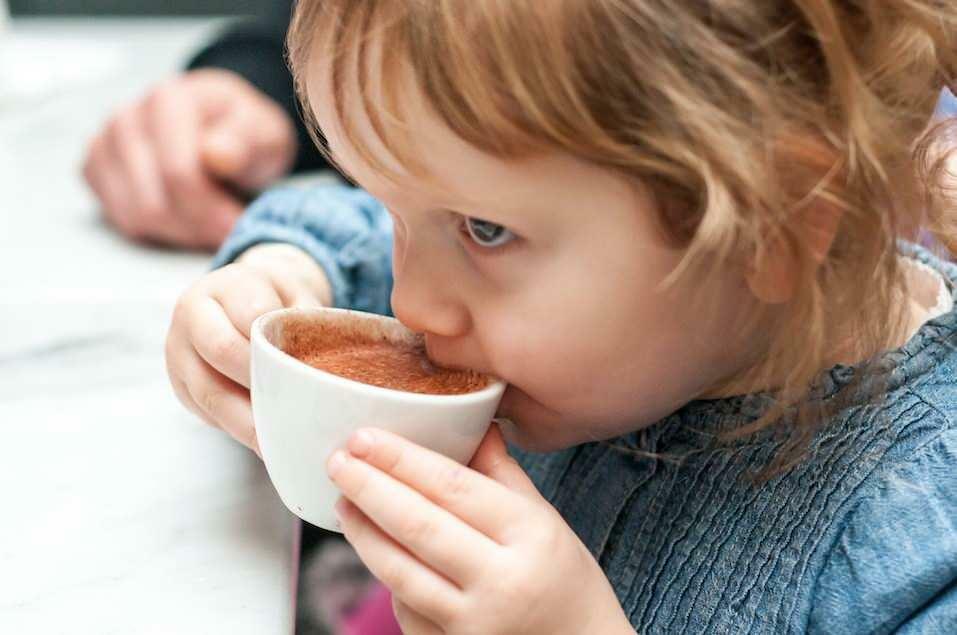 Môžu deti konzumovať tureckú kávu?