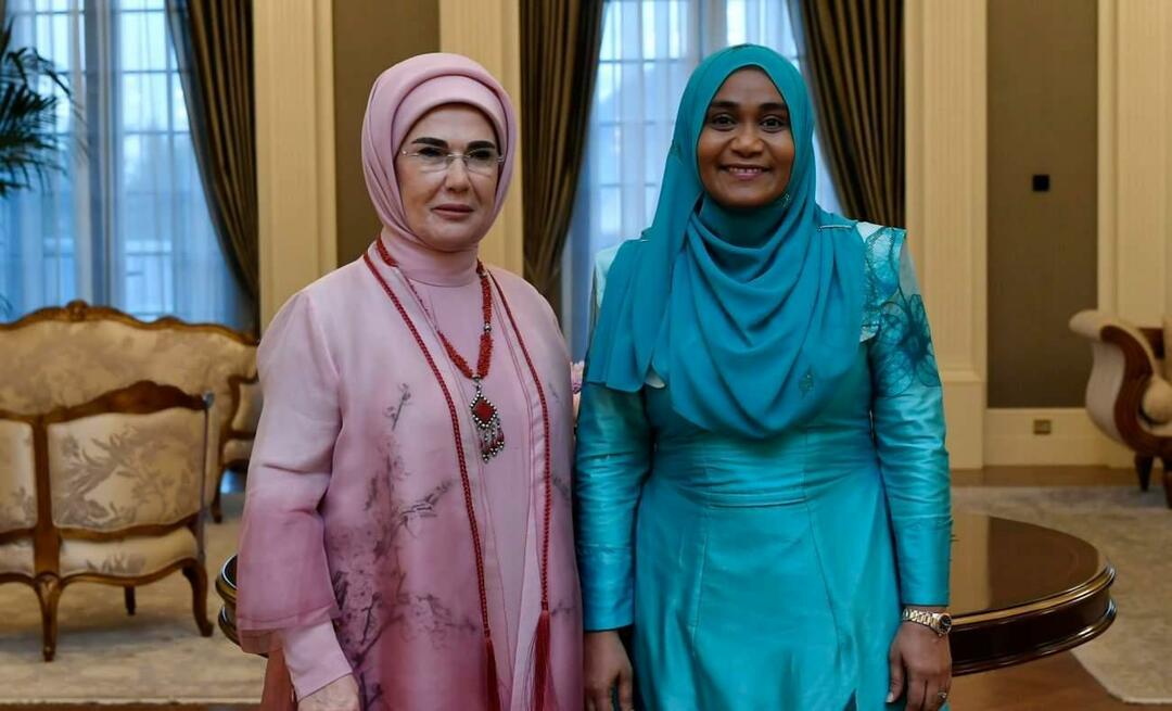 Prvá dáma Erdoğan sa stretla so Sajidhou Mohamedovou, manželkou maldivského prezidenta Muizzu