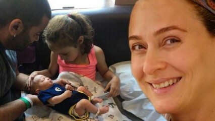 Nová matka Ceyda Düvenci ukázala tvár svojho syna