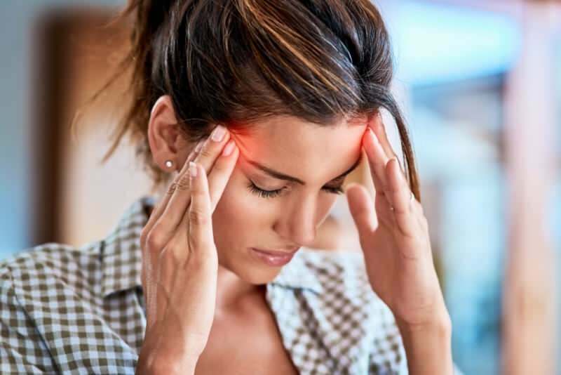 Čo spôsobuje bolesti hlavy? Ako zabrániť bolesti hlavy pri pôste? Čo je dobré pre bolesti hlavy?