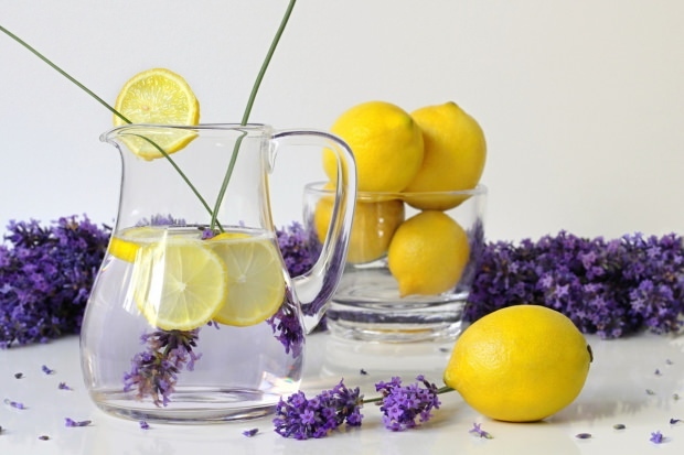 Levanduľová limonáda recept