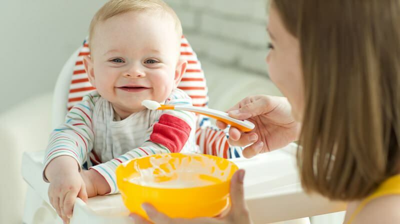 V ktorom mesiaci sa začal puding dieťaťa? Obyčajná krupica recept na detský krém