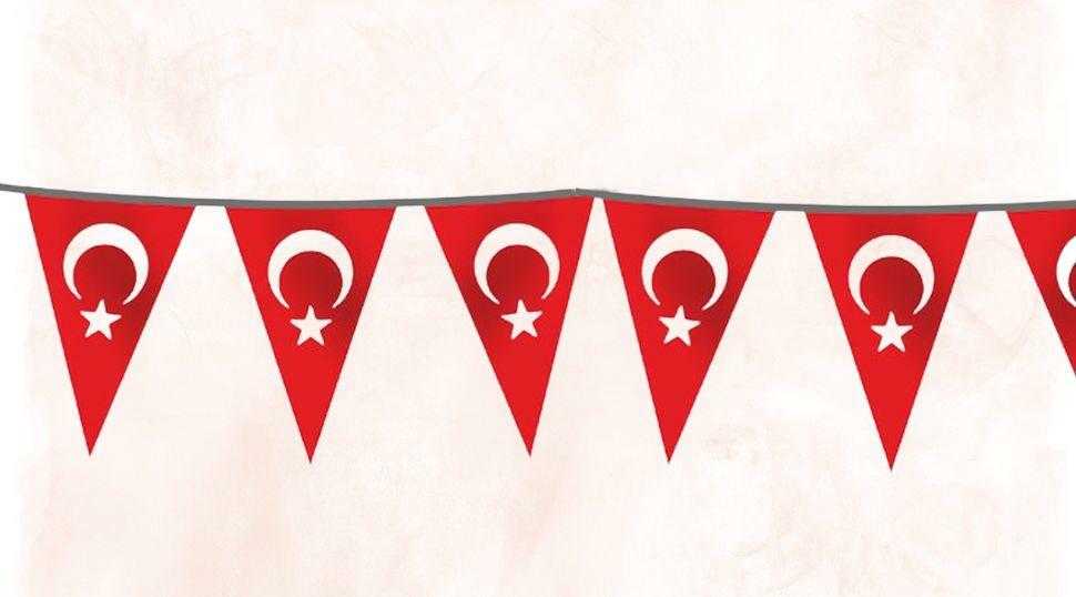 Özgüvenal strunový ornament turecká vlajka trojuholník