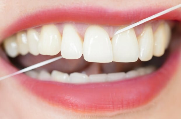 Mali by sa špáradlá používať na ústne a zubné čistenie?
