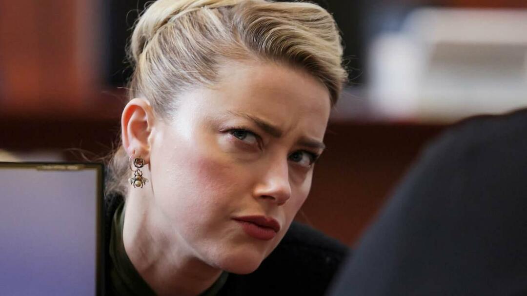 Bývalá manželka Amber Heard Johnny Deppe sa snaží zaplatiť odškodné