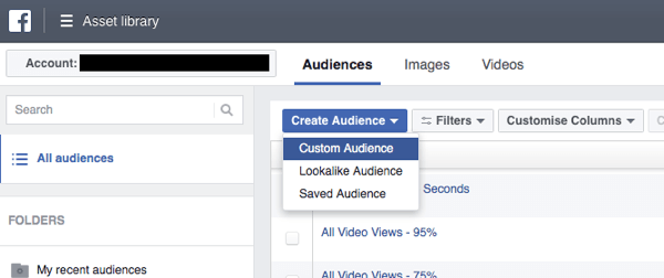 V aplikácii Facebook Ads Manager kliknite na položku Vytvoriť publikum a z rozbaľovacieho zoznamu vyberte položku Vlastné publikum.