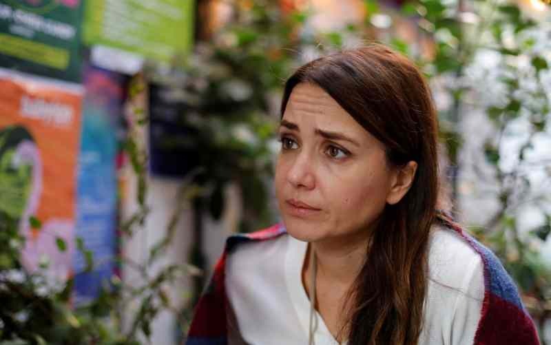 Známa herečka Deniz Uğur zmierňuje bolesti zosnulého manžela so svojimi deťmi!