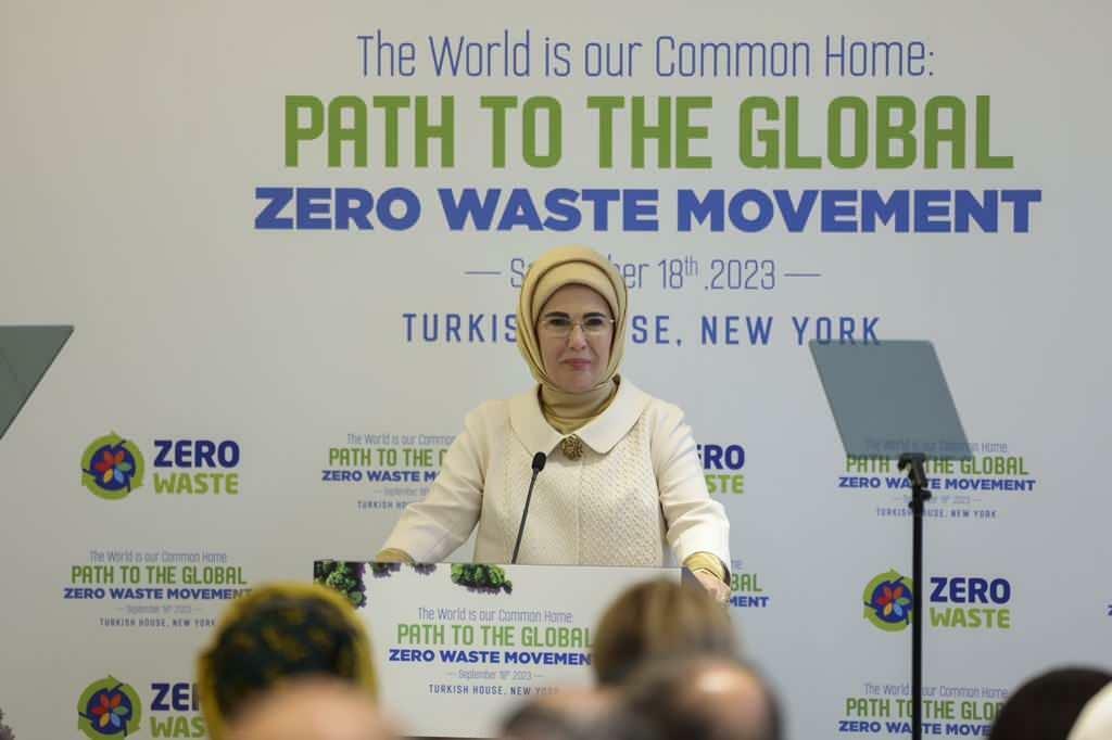 Emine Erdoğan Towards a Global Zero Waste Movement program zdieľanie na sociálnych sieťach
