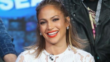 Jennifer Lopez vydáva značku starostlivosti o pleť