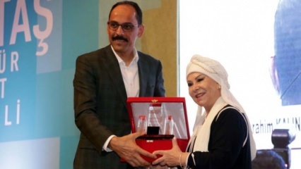 Legenda tureckej ľudovej hudby získala cenu Bedia Akartürk