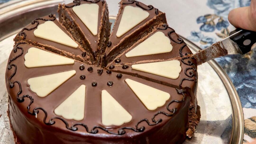 Ako nakrájať tortu? Ako nakrájať okrúhlu tortu? Techniky krájania koláčov
