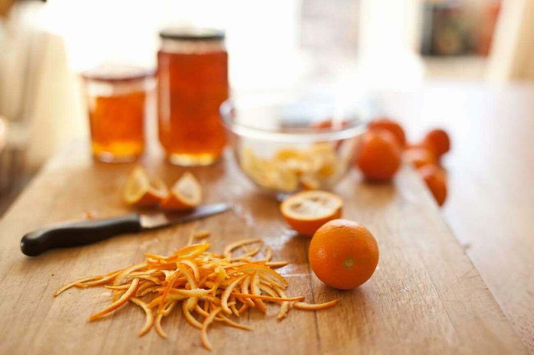 Aké sú najjednoduchšie recepty na prípravu pomarančov? Recepty na sladko voňajúce pomarančové dezerty