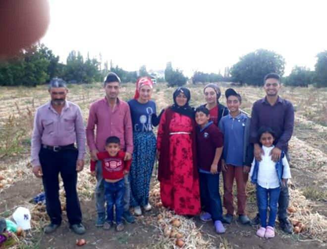 Hikmet Karabulut a jej rodina
