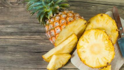 Ako sa ananás rezá? 