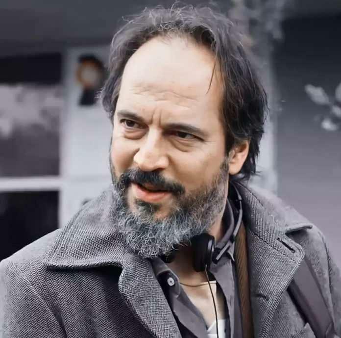 Timuçin Esen v televíznom seriáli Son of the Shooter
