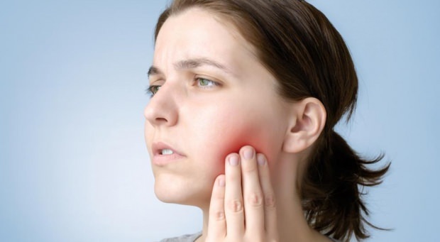 Čo spôsobuje zubný absces? Aké sú príznaky a počet dní? Prírodné riešenia zubného abscesu ...
