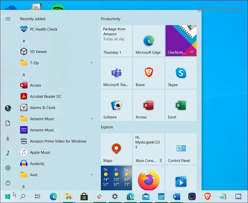Ponuka Štart vo Windows 10 je podobná, ale je clunkiernejšia a má živé dlaždice. A s vylepšením Registra ho môžete získať vo Windows 11.