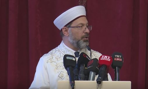 Vedúci náboženských záležitostí, Erbaş: Vystúpime s modlitbou tarawih s 300 tisíc ľuďmi