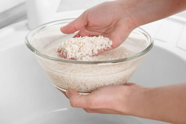 Aké sú výhody ryžovej vody? Oslabuje ryža vodu?