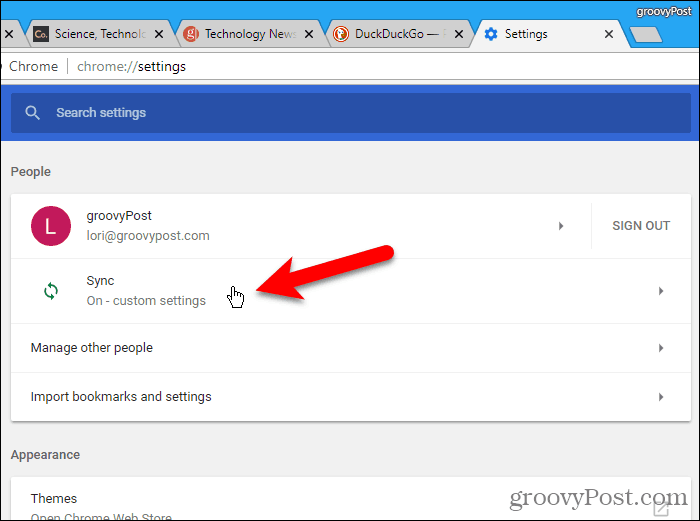 Na obrazovke Nastavenia prehliadača Chrome v systéme Windows kliknite na položku Synchronizovať