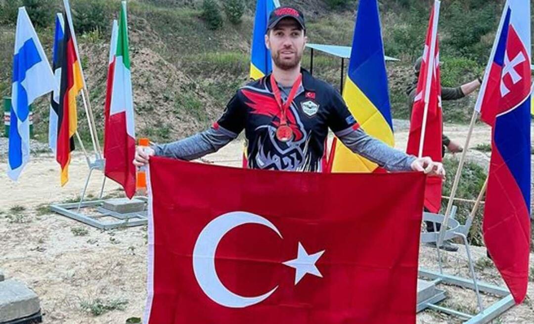 Syn Sedy Sayan Oğulcan Engin hrdo máva tureckou vlajkou v Poľsku!