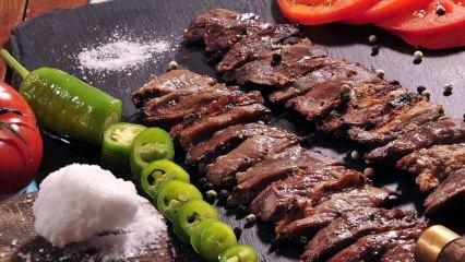 Ako si vyrobiť cağ kebab doma?