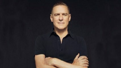 10 Svetoznámy spevák Bryan Adams sa blíži k Turecku táranie!