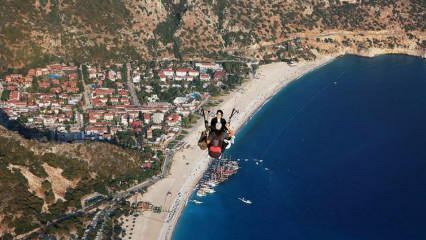 "Turecká káva a turecký pôžitok", zatiaľ čo sa tešíte z paraglidingu!
