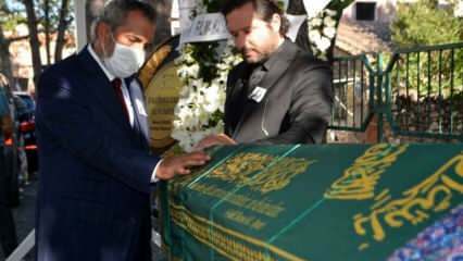 Yavuz Bingöl ťažko stál na pohrebe svojho brata