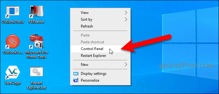 Ovládací panel je k dispozícii v ponuke pravým tlačidlom myši na pracovnej ploche systému Windows 10