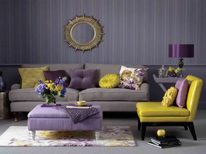Návrhy modernej domácej dekorácie fialovej farby
