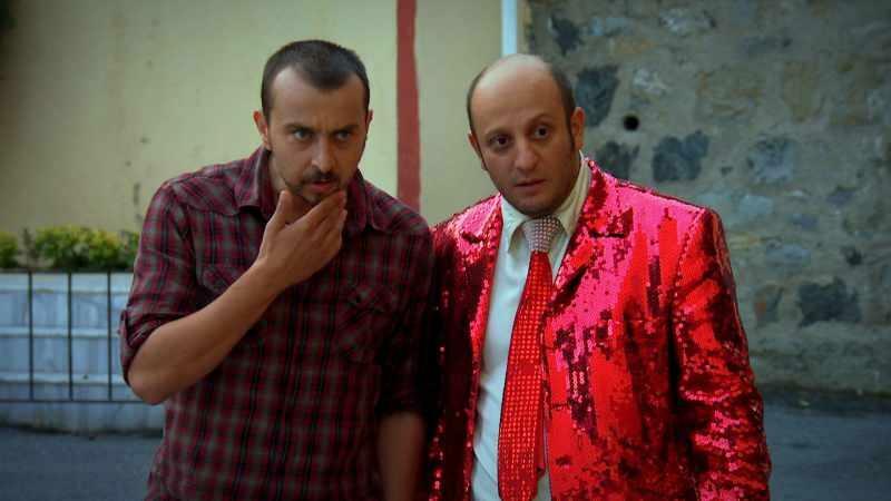 Herec Asuman Dabak je späť v televíznom seriáli Leyla a Mecnun! Čo je predmetom série Leyla ile Mecnun?