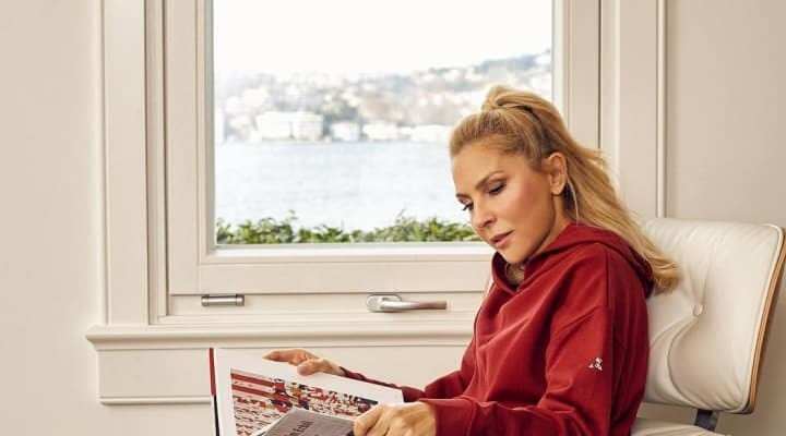 Vyhlásenie Arzu Sabancı, ktorá svoj dom s výhľadom na Bospor nazvala „zostať doma“!