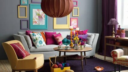 Návrhy modernej domácej dekorácie fialovej farby