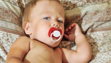 Je škodlivé triasť bábätkami v stoji? Ako sa zbaviť zvyku hojdať sa v stoji?