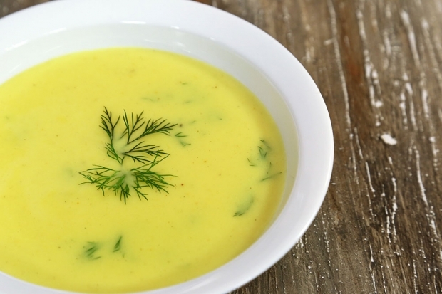 Ako pripraviť polievku zo zemiakov? Lahodný recept na zemiakovú polievku