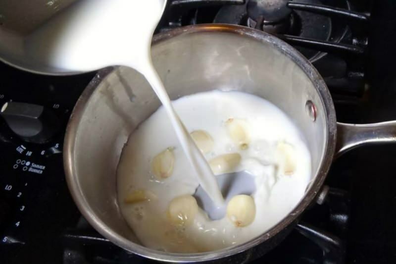Ako sa vyrába cesnakové mlieko? Čo robí cesnakové mlieko? Výroba cesnakového mlieka ...