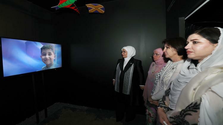 Výstava Gaza Resisting Humanity