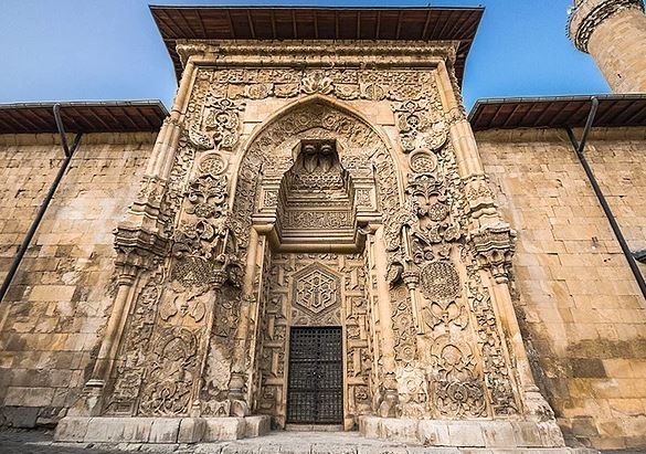 Veľká mešita Divrigi - nebeská brána