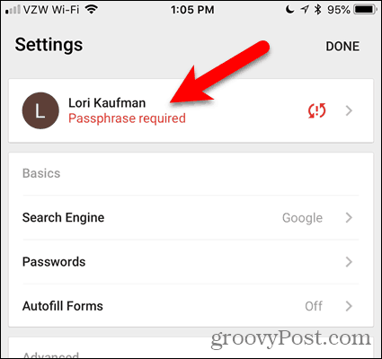 V prehliadači Chrome pre iOS klepnite na požadované heslo