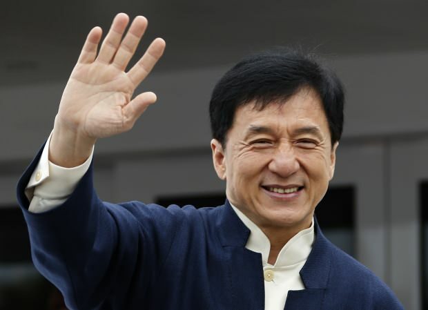 Slávna herečka Jackie Chan údajne karanténa z koronavírusu! Kto je Jackie Chan?