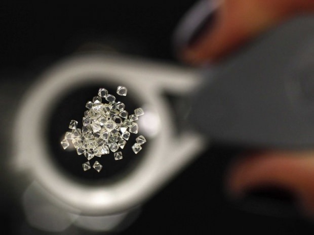 Ako rozumieť falošným diamantom?
