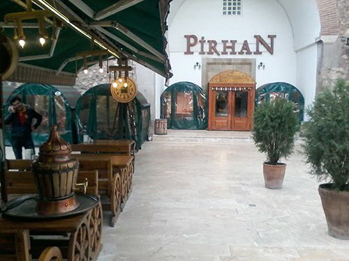 Reštaurácia Pirhan