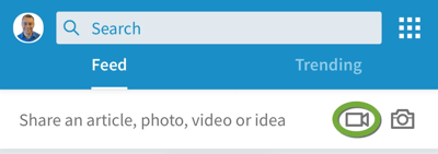 Vyhľadajte ikonu videokamery v mobilnej aplikácii LinkedIn.