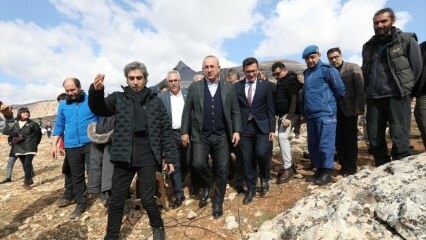 Mevlüt Çavuşoğlu navštívil súbor záchvatov