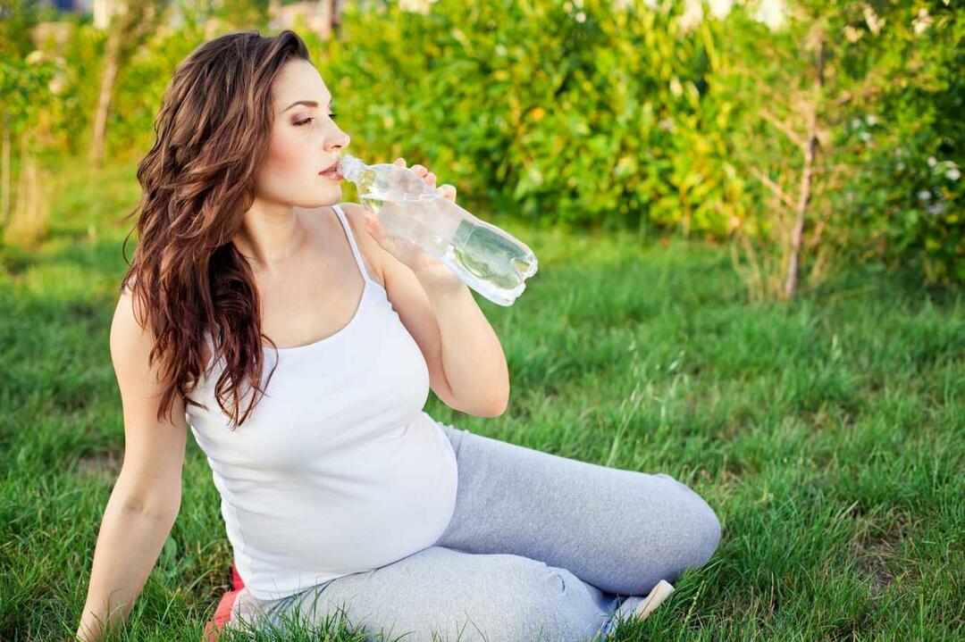 príjem tekutín počas tehotenstva