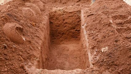 Cnosť Tabaraka, ktorá chráni pred trestom v hrobe! Modlitby, ktoré spôsobujú a zmierňujú muky v hrobe