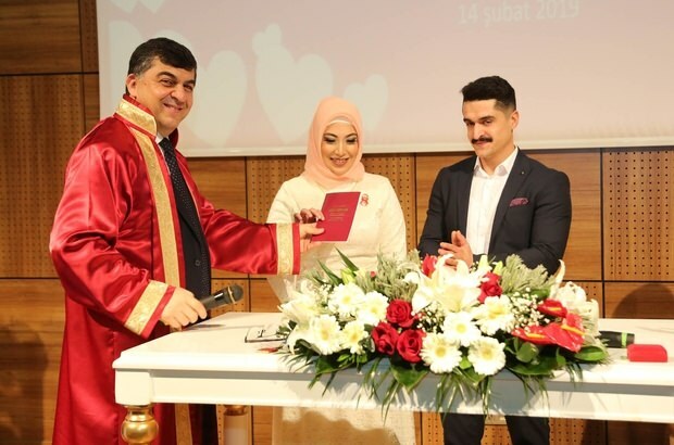 50 párov v Şehitkamile povedalo šťastie „áno“