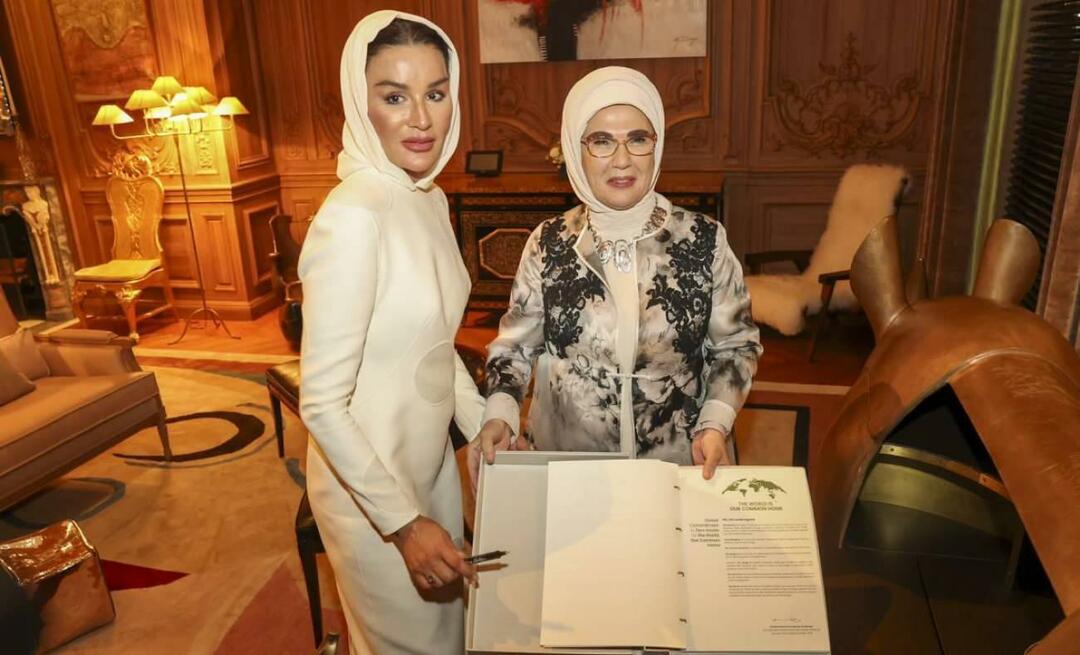 Prvá dáma Erdoğan sa stretla so Sheikhom Mozom, matkou katarského emira Sheikh Al Thani