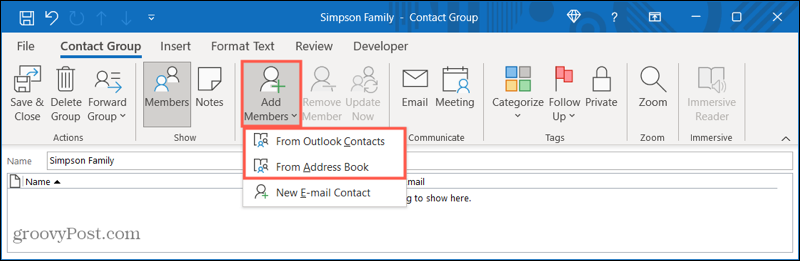 Pridajte členov do novej skupiny kontaktov v programe Outlook